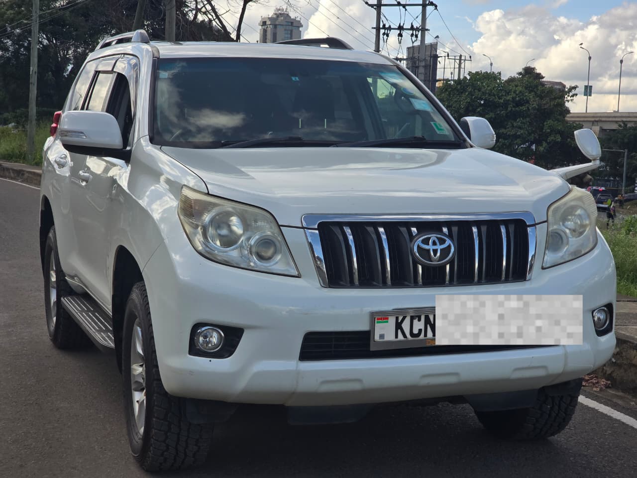 TOYOTA PRADO TX 2010
