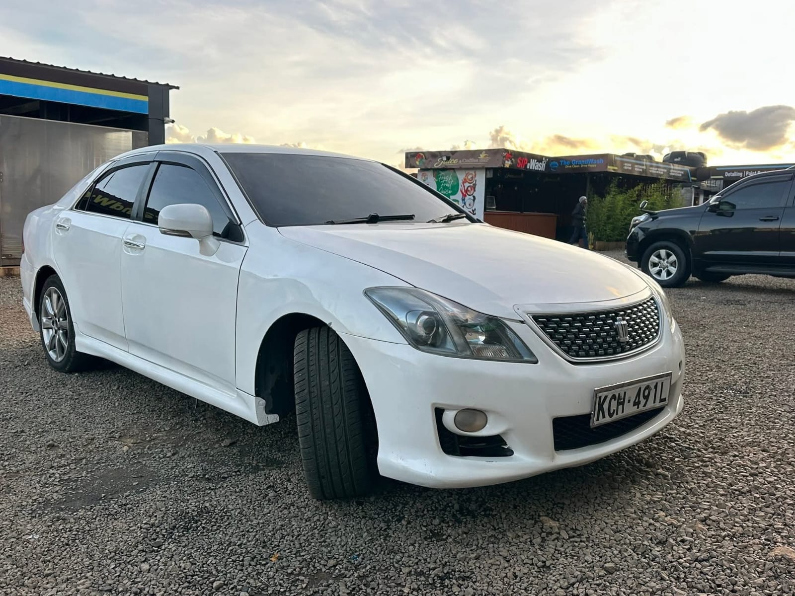 Toyota crown athlete