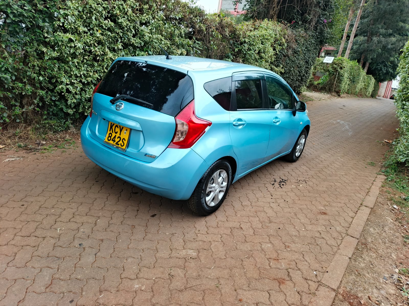 Nissan note