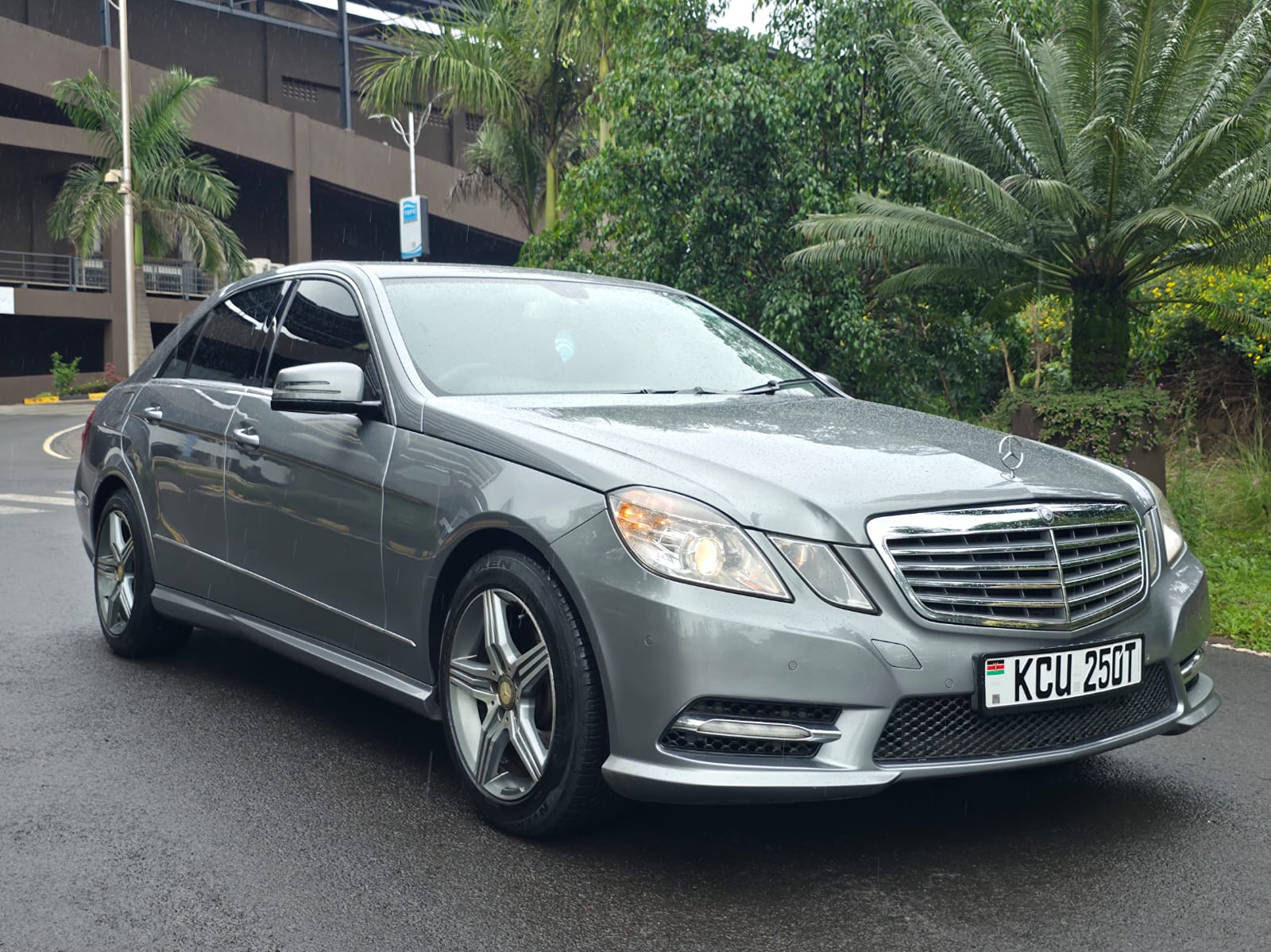 Mercedes Benz   E250