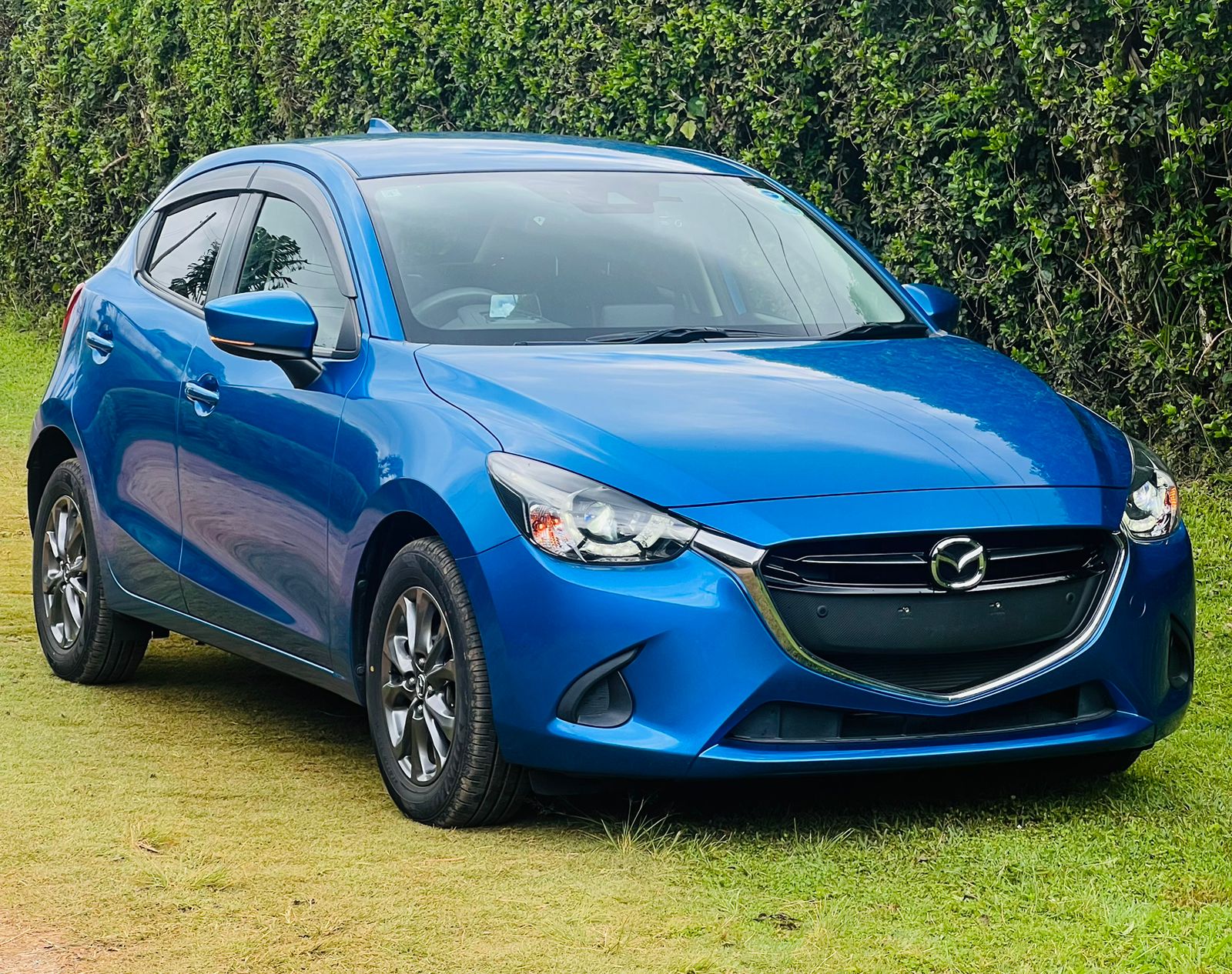 Mazda demio
