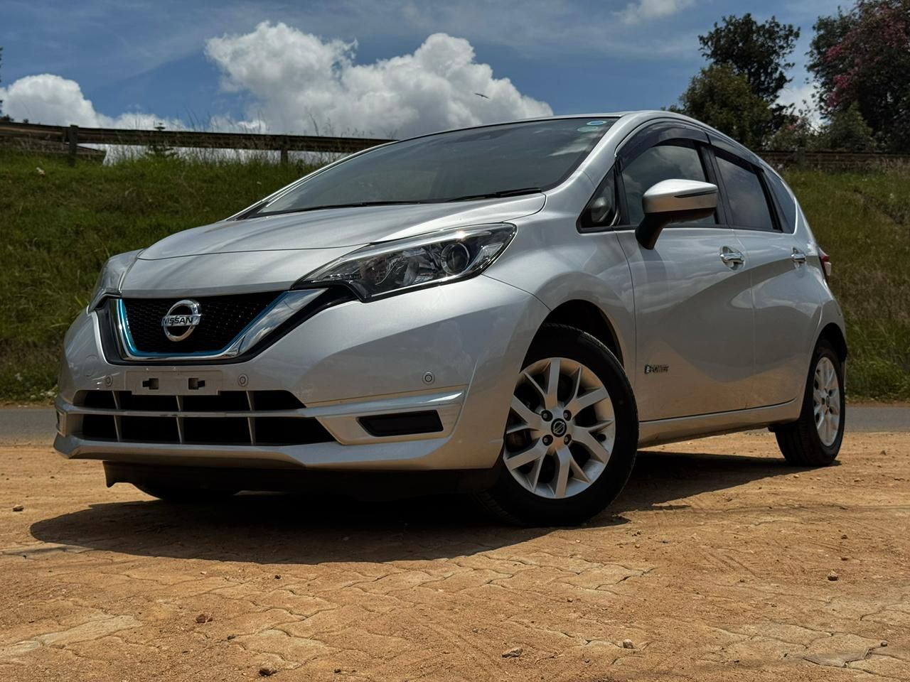 Nissan note e-power