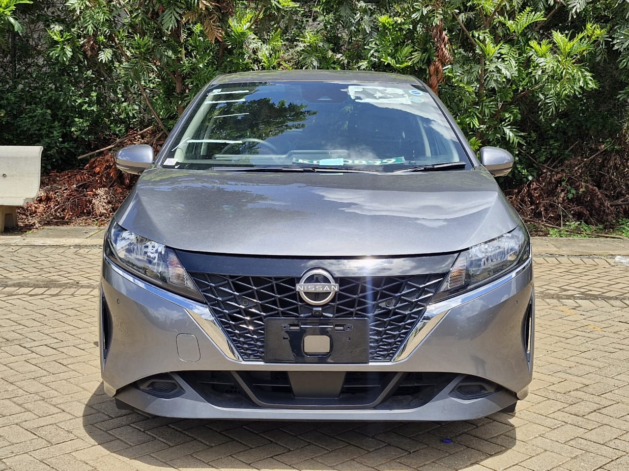 Nissan note e-Power ( E13)