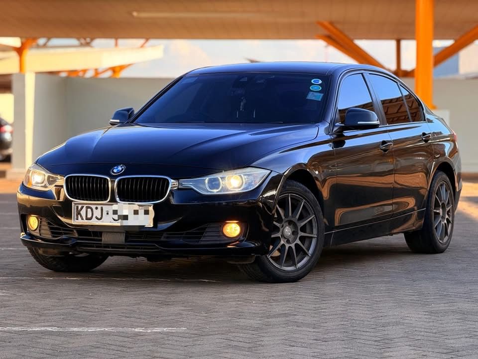 BMW 320i