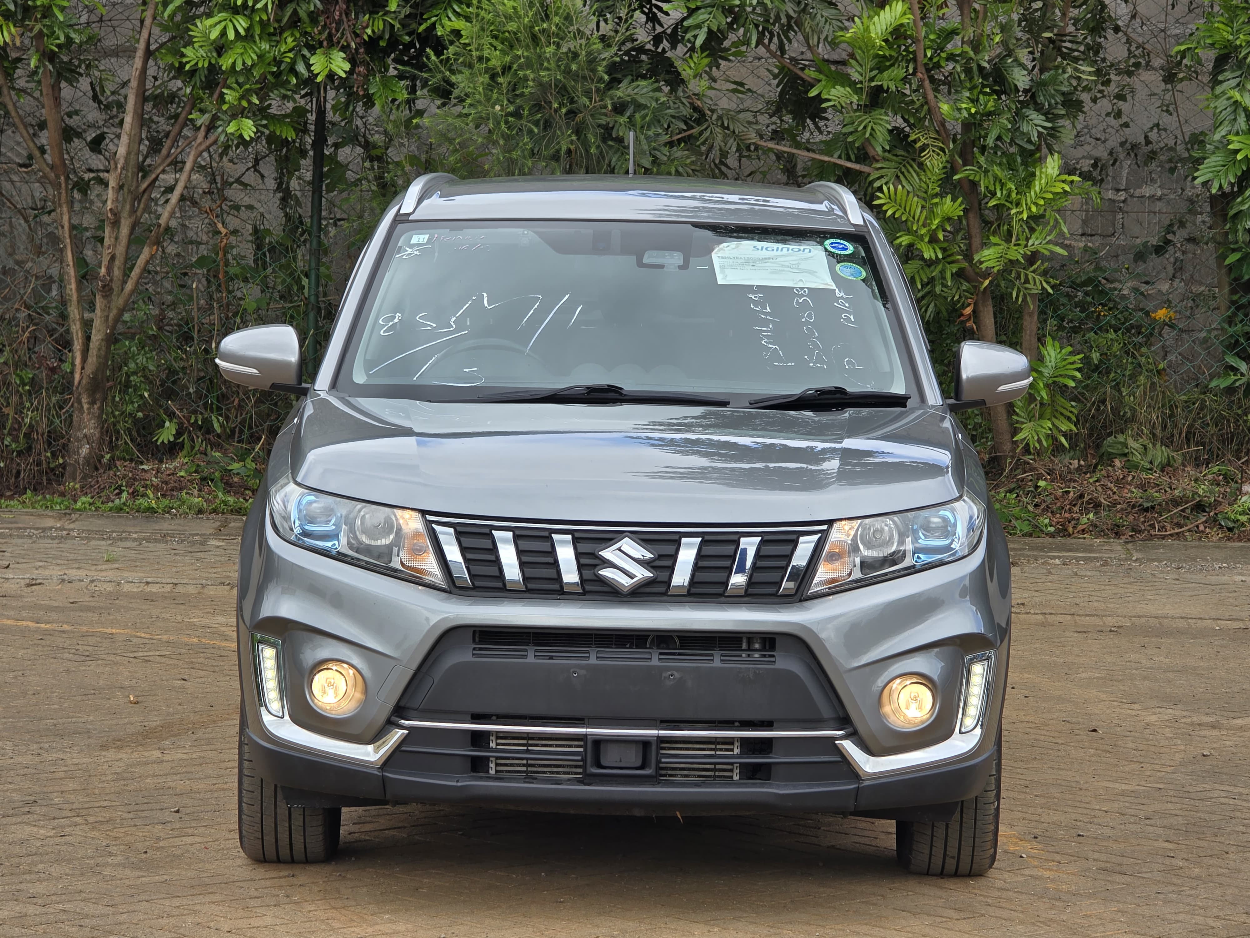 Suzuki Escudo