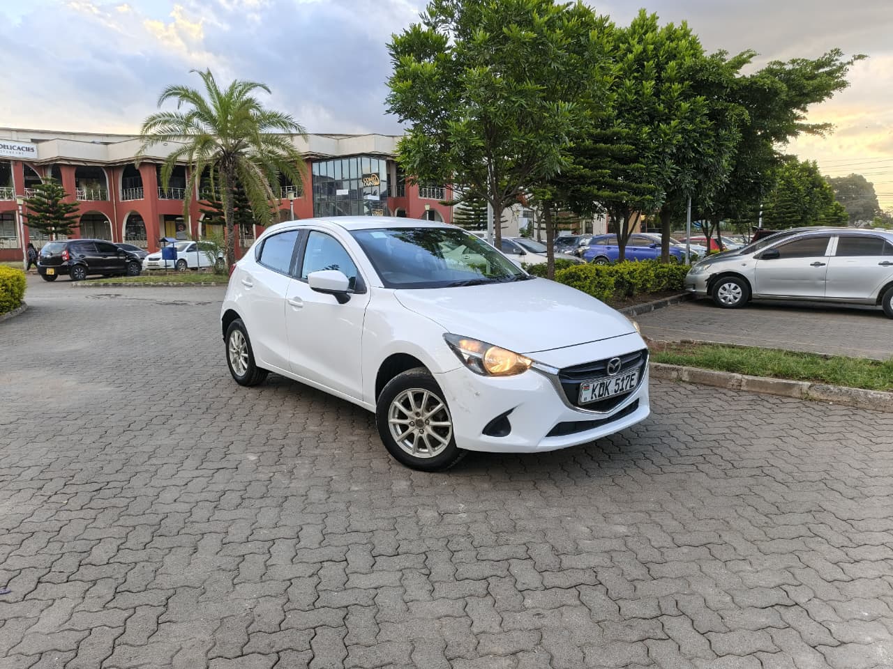 MAZDA DEMIO