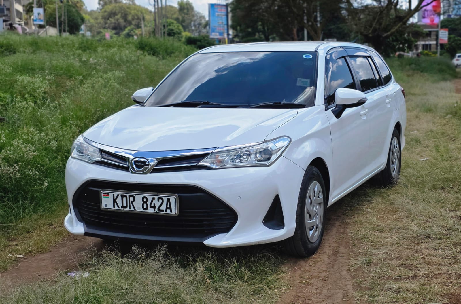 Toyota fielder (non hybrid)