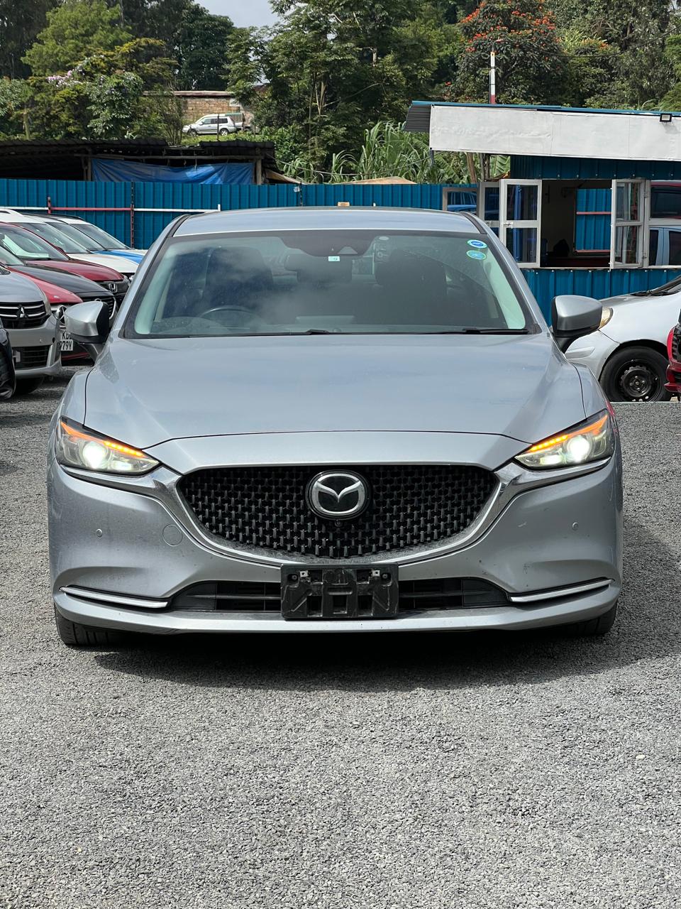 Mazda 6
