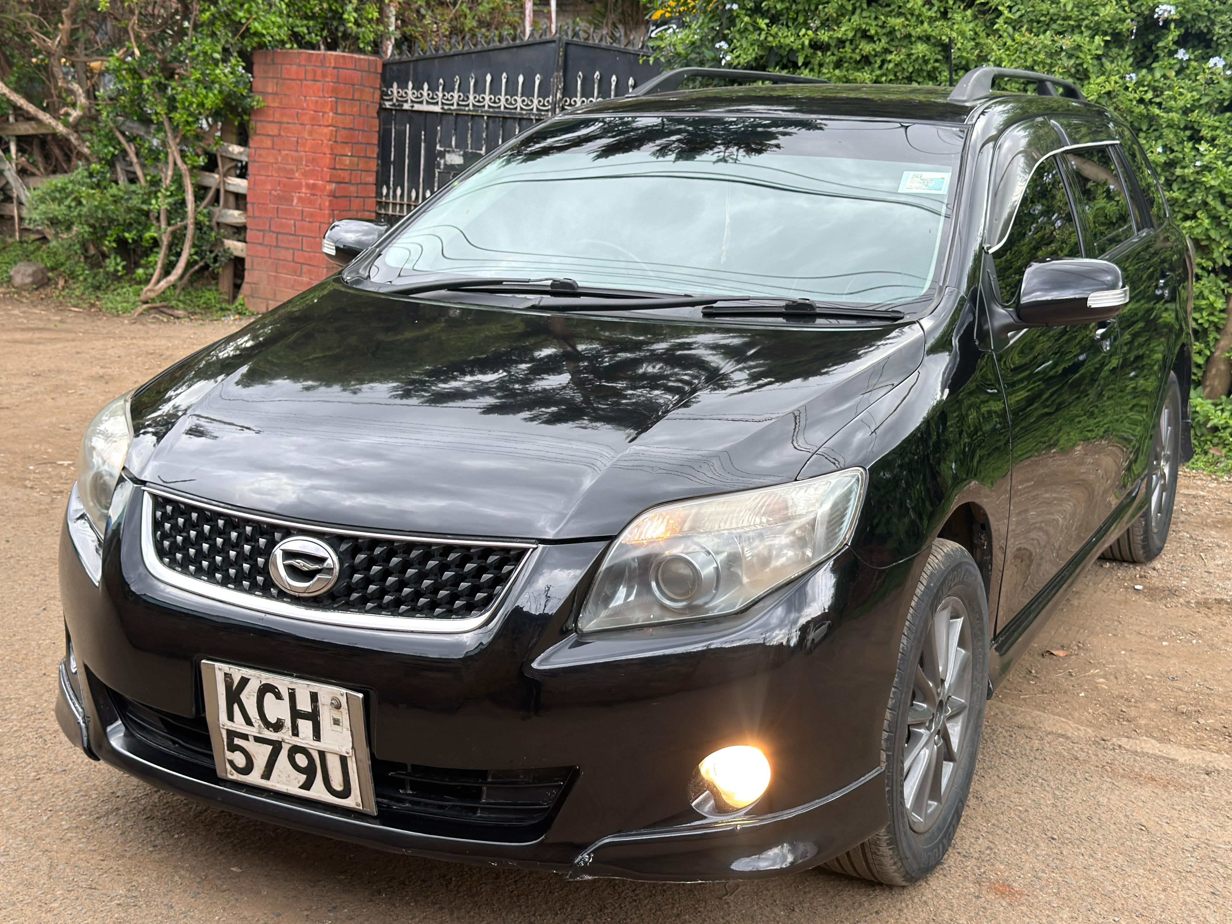 TOYOTA FIELDER X202