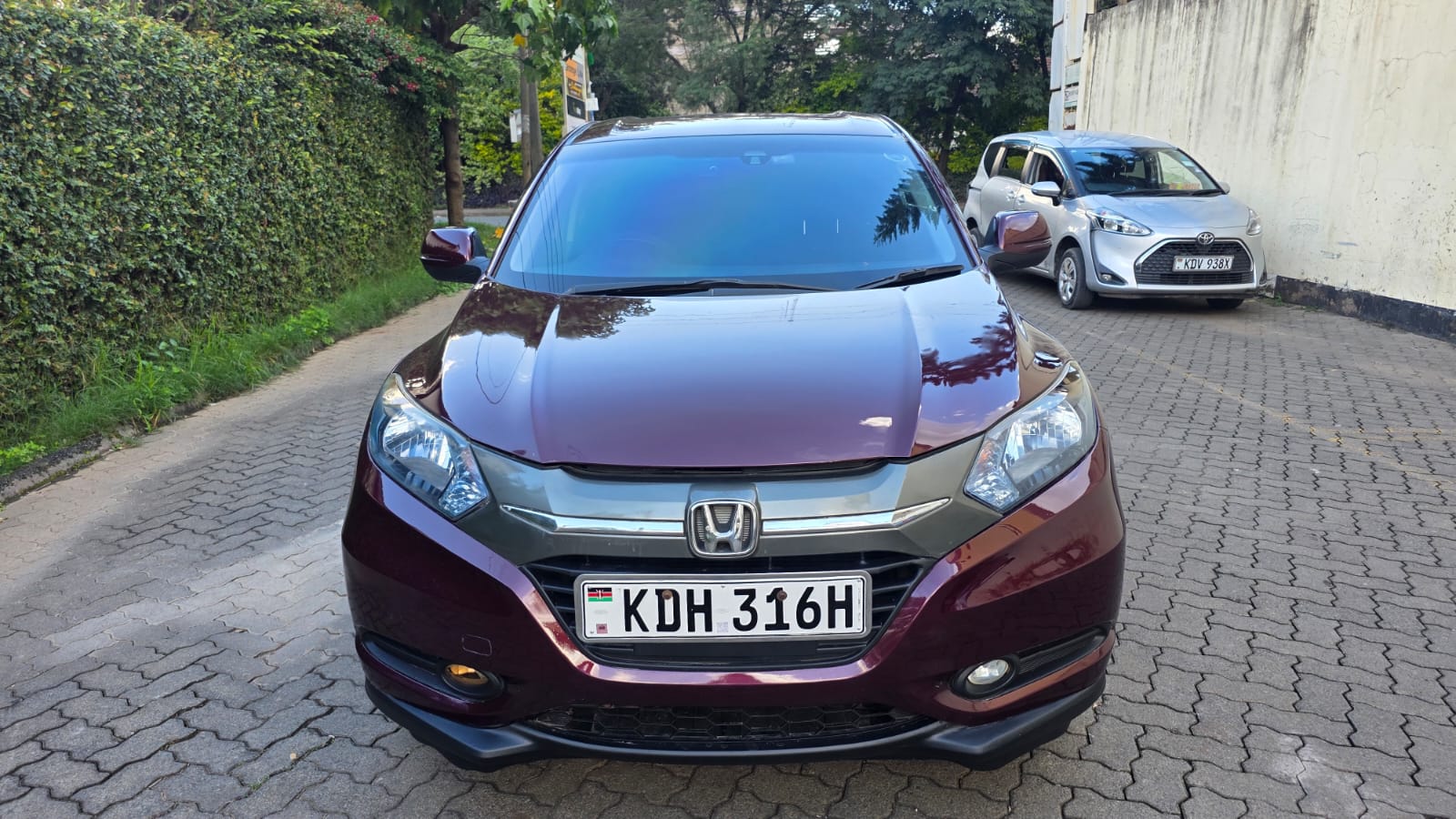 Honda Vezel  {non -hybrid}