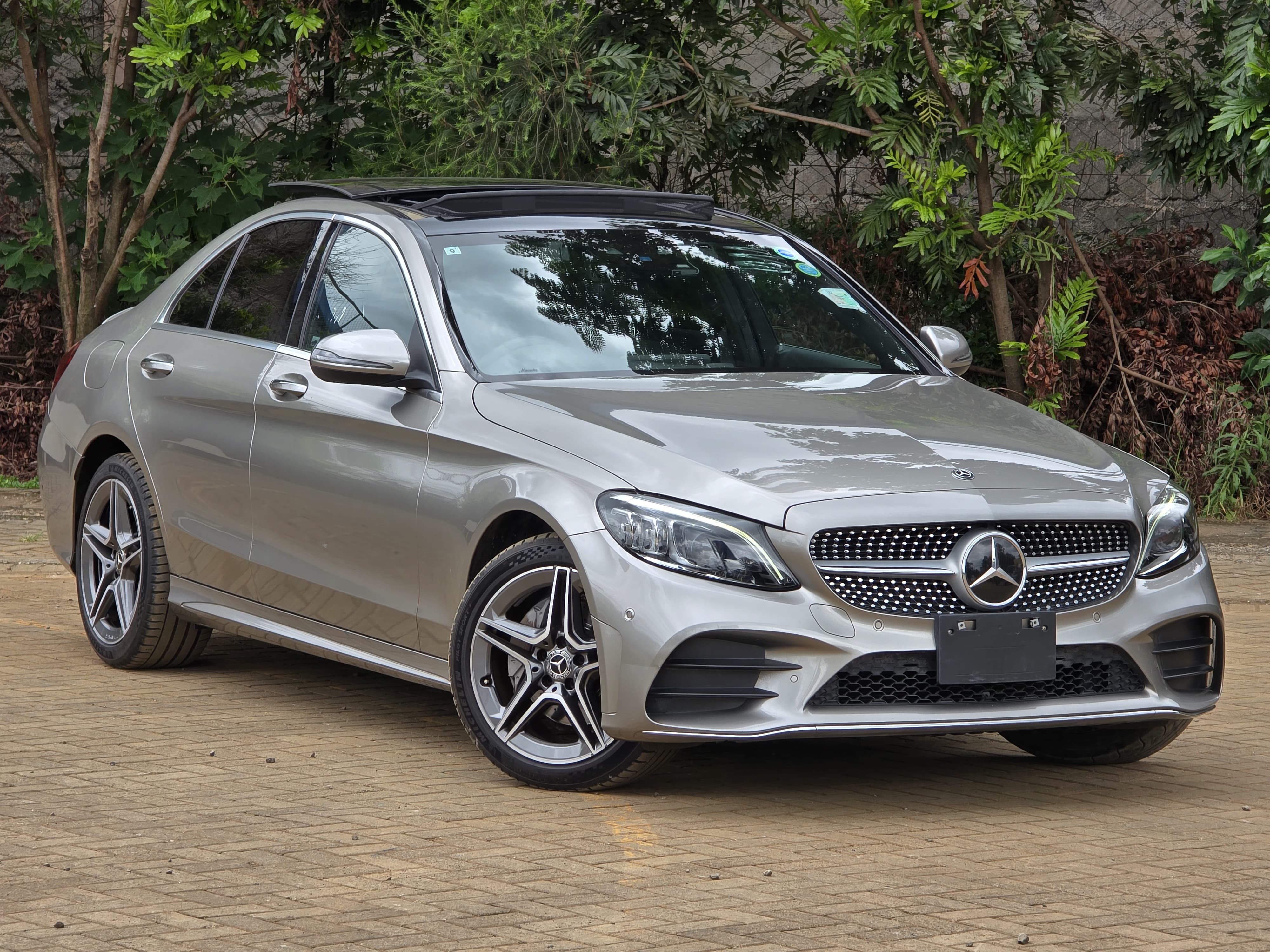 Mercedes Benz C200 AMG