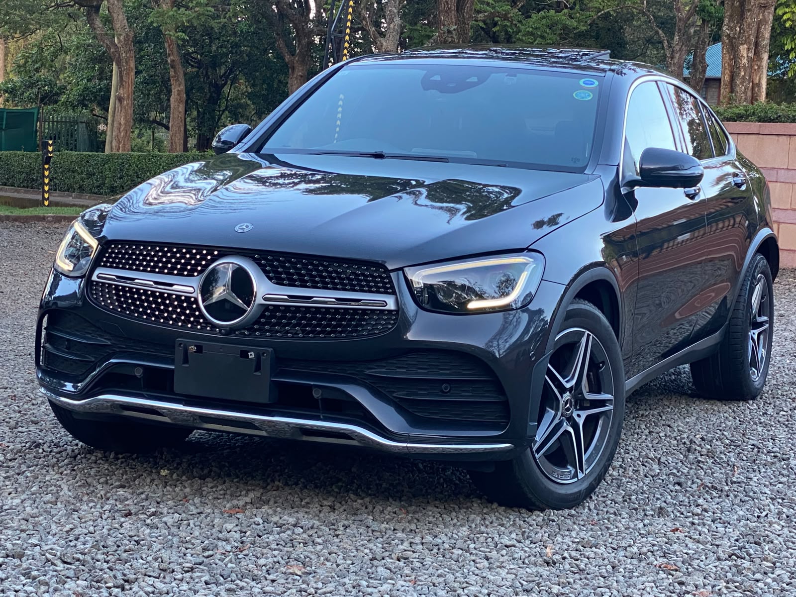MERCEDES-BENZ GLC220d
