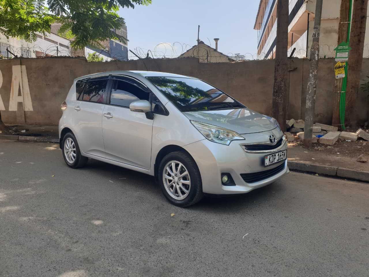 Toyota ractis