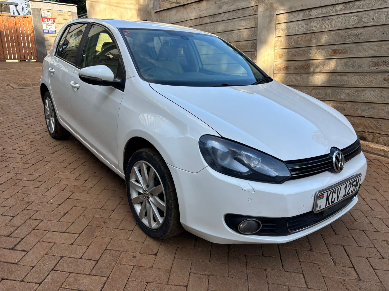 VW GOLF 2012