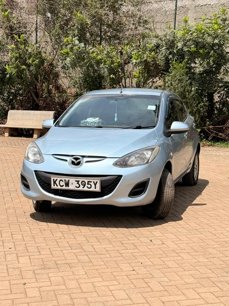Mazda Demio 2012
